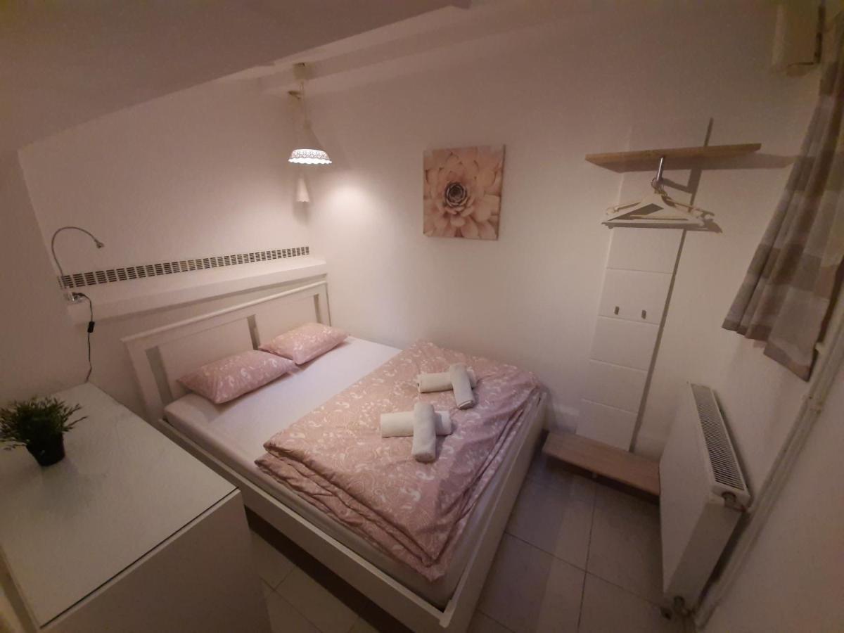 Ban Jelacic Apartment زغرب المظهر الخارجي الصورة